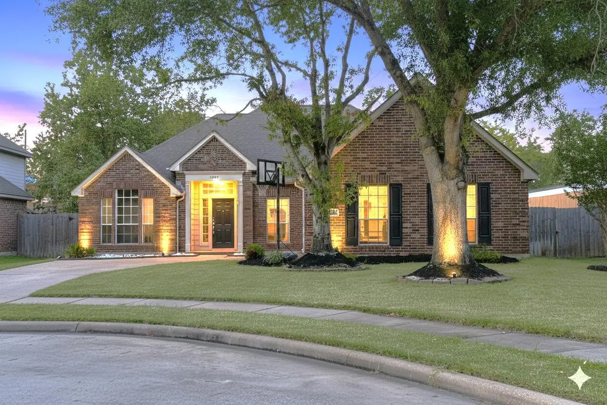 Houston, TX 77065 | 3 beds | 2 baths | $379,500